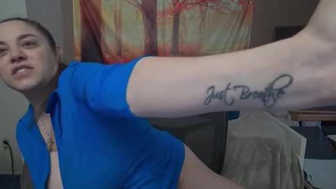 Mandy rose online show from November 28, 2025, 1:36 pm