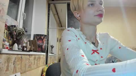 Mandy online show from September 19, 2025, 4:51 pm