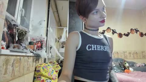 Mandy online show from October 13, 2025, 3:23 pm