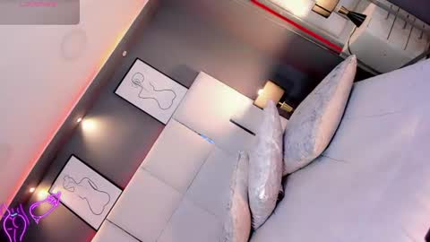 manellyksparklee online show from July 20, 2026, 1:24 pm