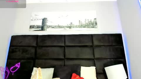 manellyksparklee online show from July 21, 2026, 4:37 am