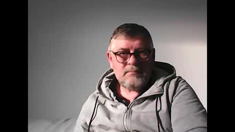 Snapshot of mann67 chatting on November 21, 2025, 8:24 am mann67 online show from November 21, 2025, 8:24 am