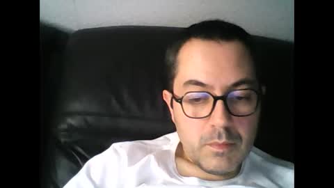 Snapshot of manu5933 chatting on January 15, 2025, 4:00 pm manu5933 online show from January 15, 2025, 4:00 pm