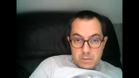 Snapshot of manu5933 chatting on September 24, 2025, 1:03 pm manu5933 online show from September 24, 2025, 1:03 pm