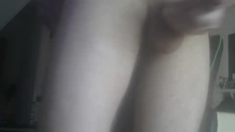 manu_cum online show from April 22, 2026, 7:55 am