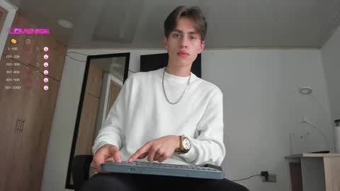 manucute 23  online show from March 9, 2025, 6:00 pm