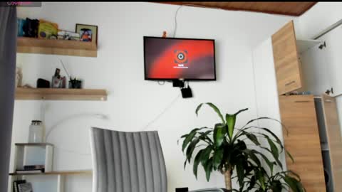 manucute 23  online show from March 29, 2026, 3:12 pm