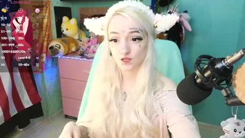 Manuela online show from January 20, 2025, 11:56 am