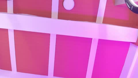 Manuela online show from May 15, 2026, 11:34 pm
