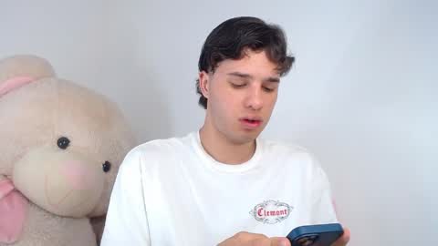 Manuel online show from May 9, 2026, 7:08 pm