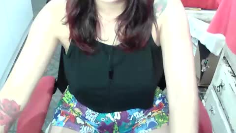 Manu Escarlate online show from March 26, 2026, 2:39 am