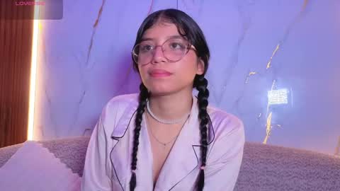 maomao_vg online show from April 15, 2026, 12:01 pm