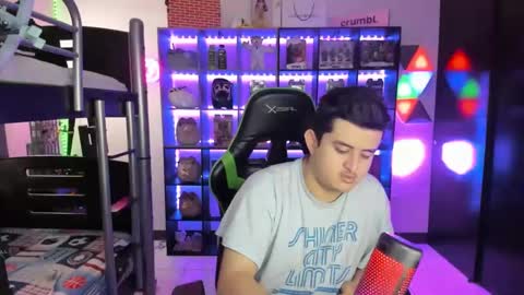 mapachoso1414 online show from January 19, 2025, 11:32 pm