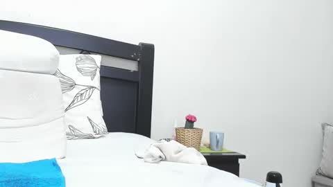 Mara online show from April 17, 2026, 2:31 pm