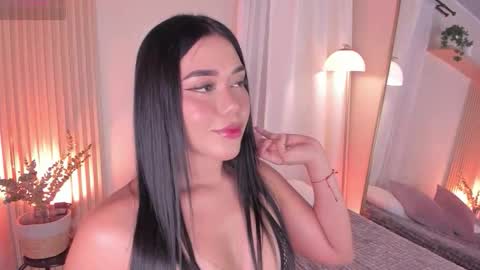 Mara  online show from March 25, 2026, 9:43 pm