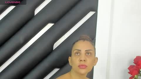 Snapshot of mara_lore chatting on June 2, 2026, 8:22 pm Mara online show from June 2, 2026, 8:22 pm