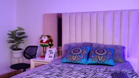 Mara online show from November 26, 2025, 7:59 pm