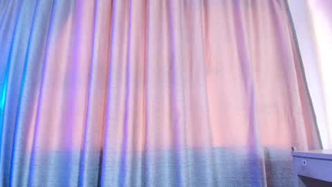 maraa_x online show from July 4, 2026, 5:52 pm