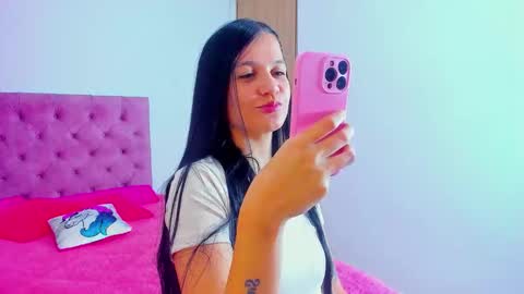 Mara hanson  online show from October 26, 2025, 5:52 pm