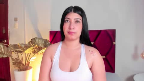 MaraRosenthal online show from September 20, 2025, 12:28 pm
