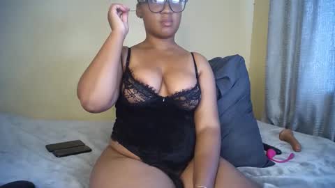Snapshot of maraya_gold chatting on December 19, 2024, 11:50 am maraya_gold online show from December 19, 2024, 11:50 am
