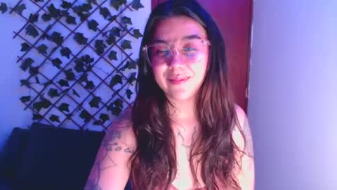 Marcela  online show from November 21, 2025, 2:32 am