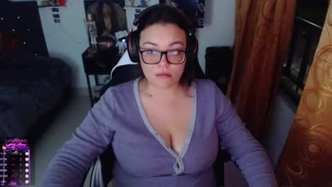 marcela2101 online show from December 9, 2024, 2:24 am