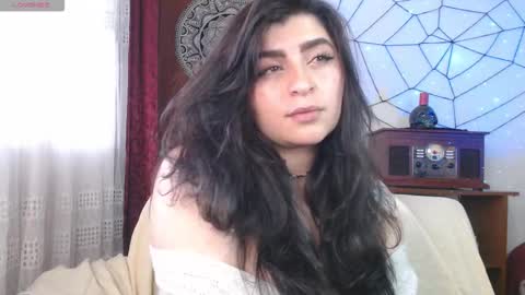 Snapshot of marceline_uu chatting on October 22, 2025, 4:29 pm M A R C I online show from October 22, 2025, 4:29 pm