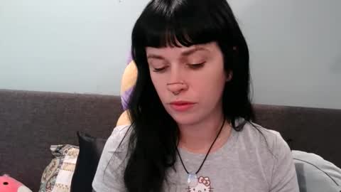 MarcelineAltaria online show from November 6, 2025, 4:19 pm