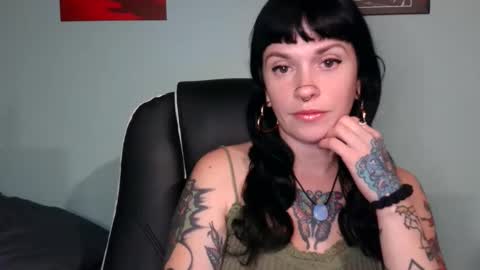 MarcelineAltaria online show from November 10, 2025, 3:49 am