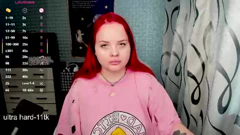 Snapshot of marcelinepeach chatting on June 24, 2026, 5:39 am Sara online show from June 24, 2026, 5:39 am