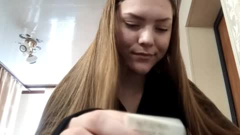 Sofia online show from April 9, 2026, 1:27 pm