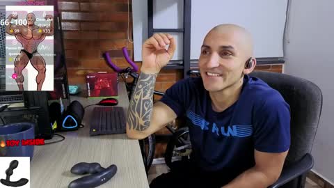 Marck  Independent model  online show from April 9, 2026, 1:38 am