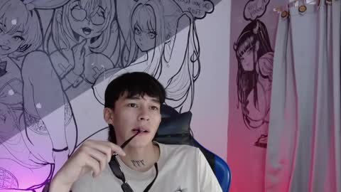 marco_777_ online show from April 22, 2026, 7:04 pm