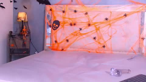 marcus hans online show from October 28, 2025, 6:54 pm