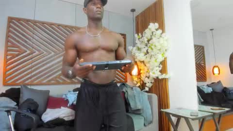 Marcusssss online show from October 18, 2025, 3:24 pm