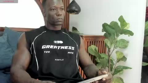 Snapshot of marcusblack_ chatting on August 1, 2026, 1:10 pm Marcusssss online show from August 1, 2026, 1:10 pm