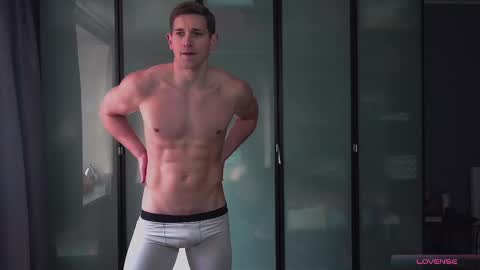 Marcus Diamond  online show from March 9, 2025, 1:15 pm