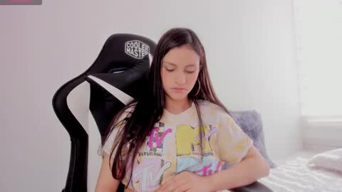 Maria online show from November 18, 2025, 6:23 pm