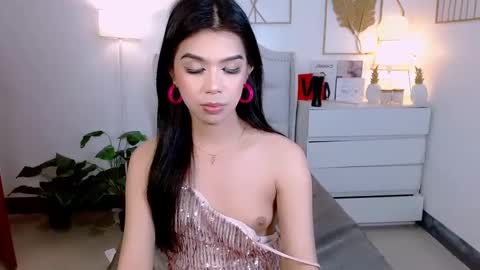 Snapshot of margaret_deluxe chatting on January 19, 2025, 2:49 pm MARGARET online show from January 19, 2025, 2:49 pm