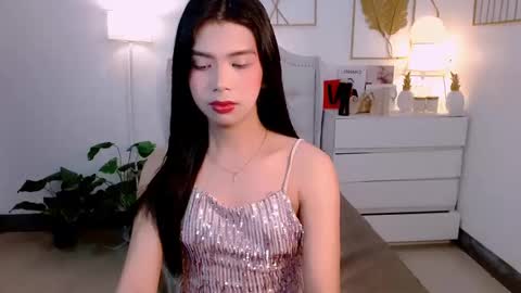 Snapshot of margaret_deluxe chatting on January 20, 2025, 12:25 am MARGARET online show from January 20, 2025, 12:25 am