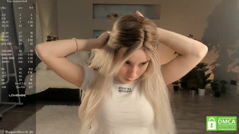 Snapshot of margarethowell chatting on February 5, 2025, 5:52 am Margaret online show from February 5, 2025, 5:52 am