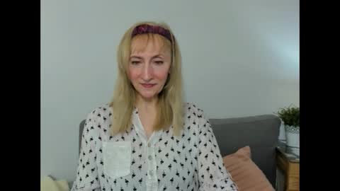 margaretmature online show from March 2, 2025, 2:21 pm