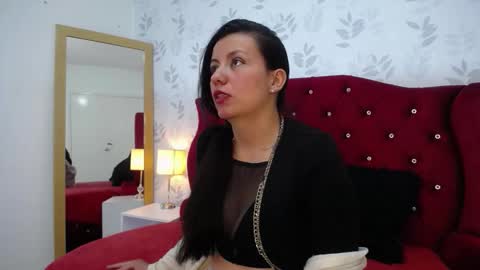 Snapshot of margarettcooper chatting on November 14, 2025, 1:32 pm MargaretteCooper online show from November 14, 2025, 1:32 pm