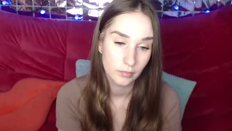 margarettii online show from March 1, 2025, 3:16 pm
