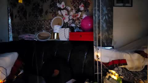 Snapshot of margo696969 chatting on April 16, 2026, 12:11 am Margo696969 online show from April 16, 2026, 12:11 am