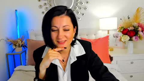 Snapshot of margobloom chatting on May 3, 2026, 7:36 am Margo online show from May 3, 2026, 7:36 am