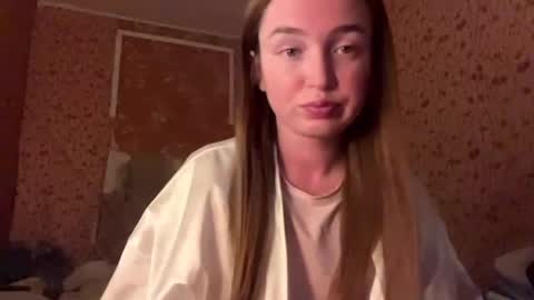 Chloe online show from May 26, 2026, 5:09 pm