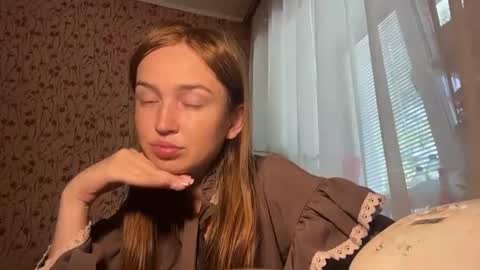 Chloe online show from July 29, 2026, 9:18 am