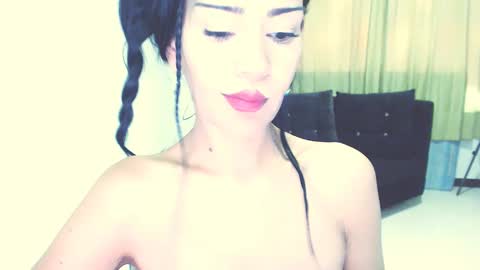 mari4you69 online show from February 9, 2025, 3:01 pm